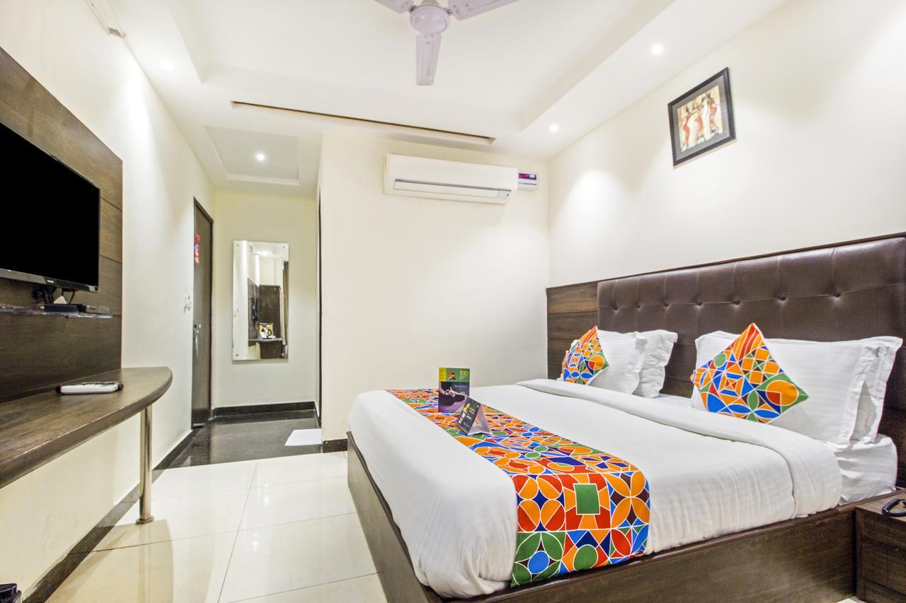 Hotel Fabexpress Le Continental Paharganj Neu-Delhi Exterior foto