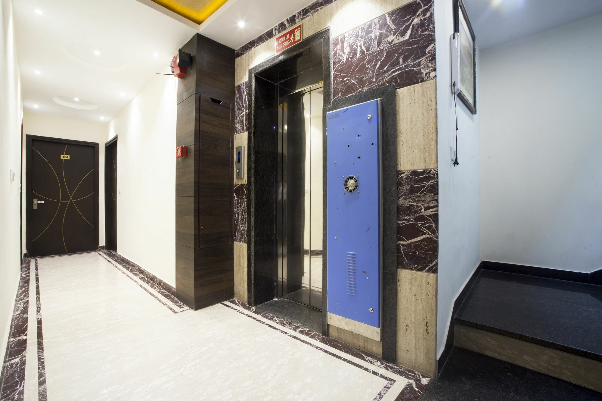 Hotel Fabexpress Le Continental Paharganj Neu-Delhi Exterior foto